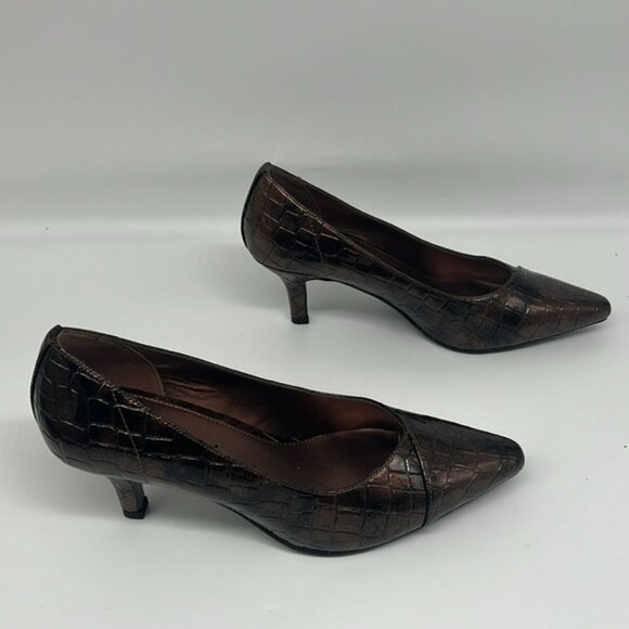 Easy Street Bronze Snake Patent Chiffon Small Heel Pumps Pointed Toe 6.5 WIDE - Picture 7 of 16